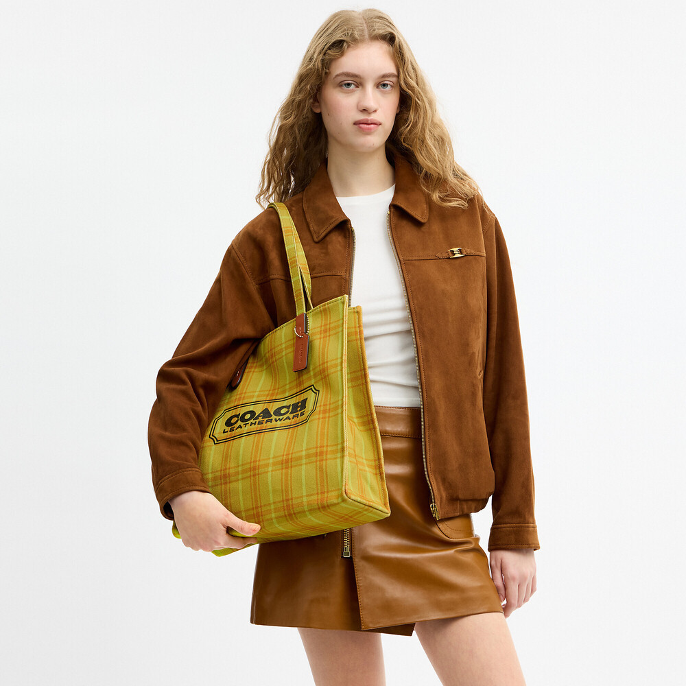 Coach Outlet Canvas Tote Bag With Plaid Print ☀️ - Picture 4 of 12